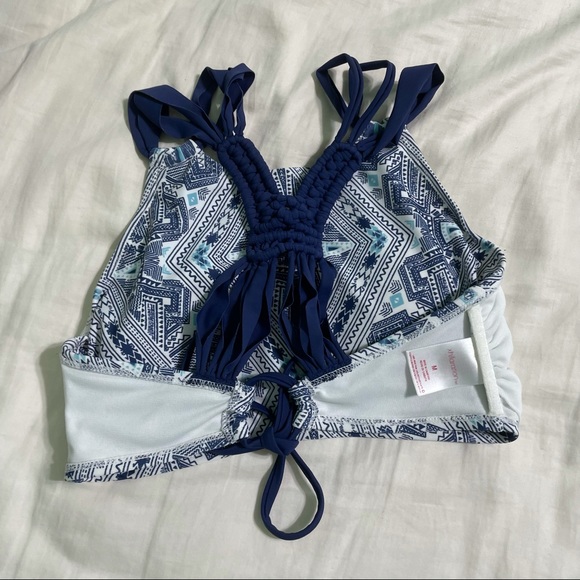 ‼️XHILIRATION HALTER BIKINI TOP - Picture 7 of 10